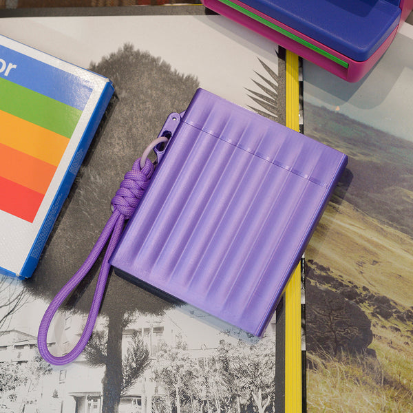 Polaroid photo paper box, with non-stick compartments, available for release